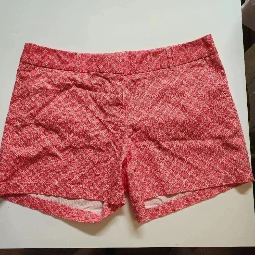 LAND' N SEA SHORTS‎